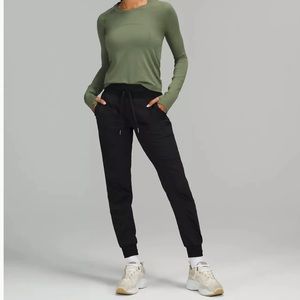 Lululemon dance studio joggers black size 8